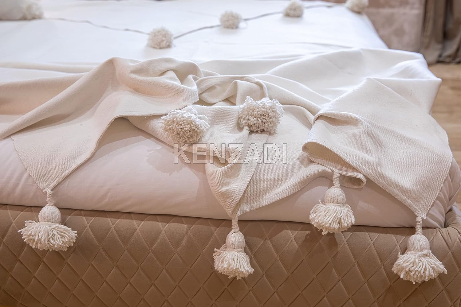 Handmade Pompom Blanket, Throw Blanket, Pom Pom Blanket, Boho Blanket, Bed Cover, Warm Blanket, Cozy Blanket (White with pom White, Queen (U.S. Standard))