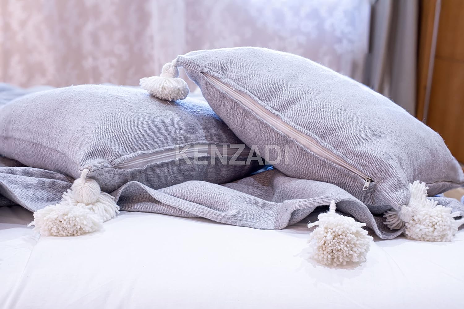 KENZADI Moroccan Handmade Pompom Blanket, Throw Blanket, Pom Pom Blanket, Boho Blanket, Bed Cover, Warm Blanket, Cozy Blanket (Striped Brown with pom White, King (U.S. Standard))